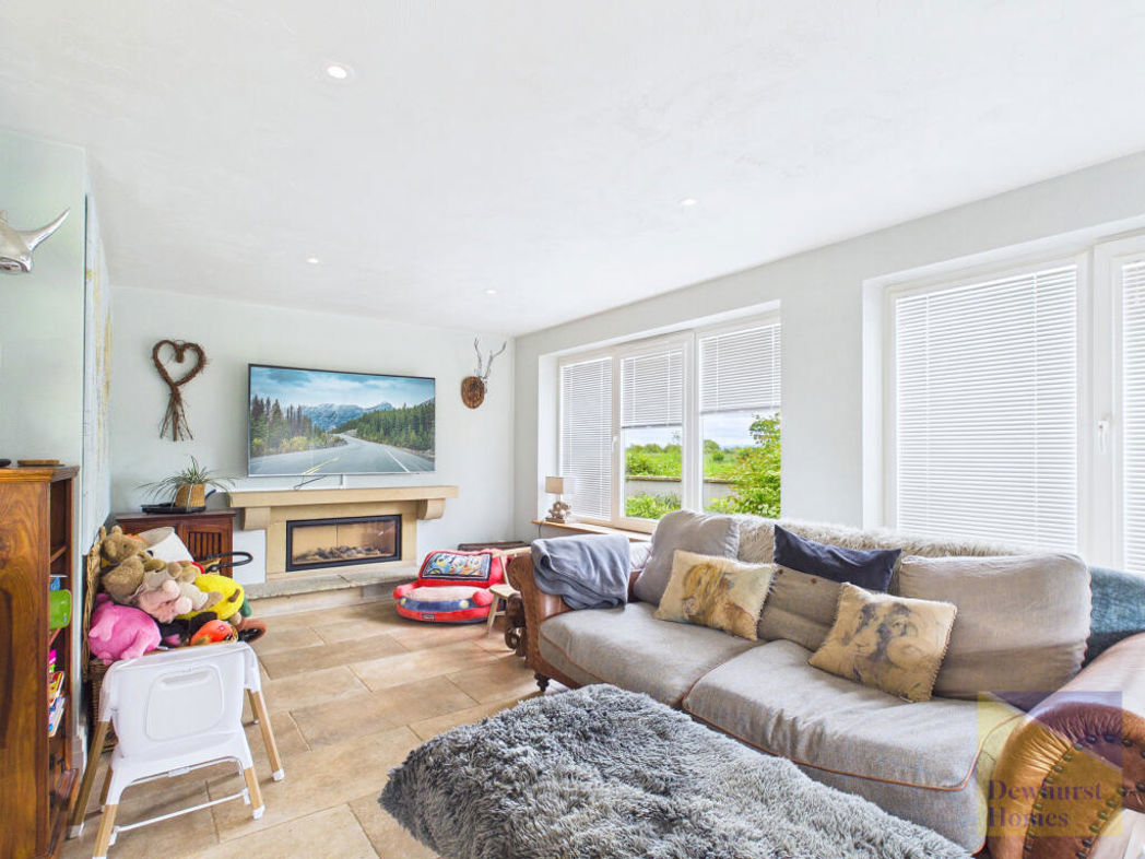 Property image 16 of 32