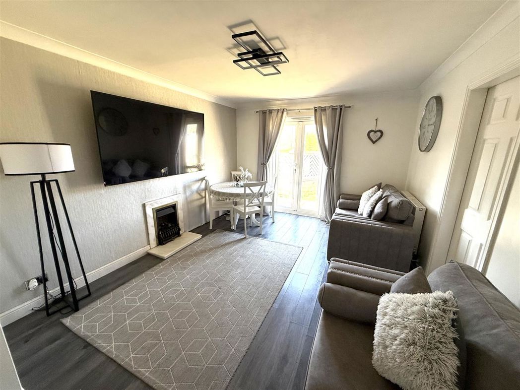 Property image 3 of 14