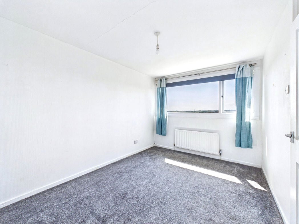 Property image 6 of 8