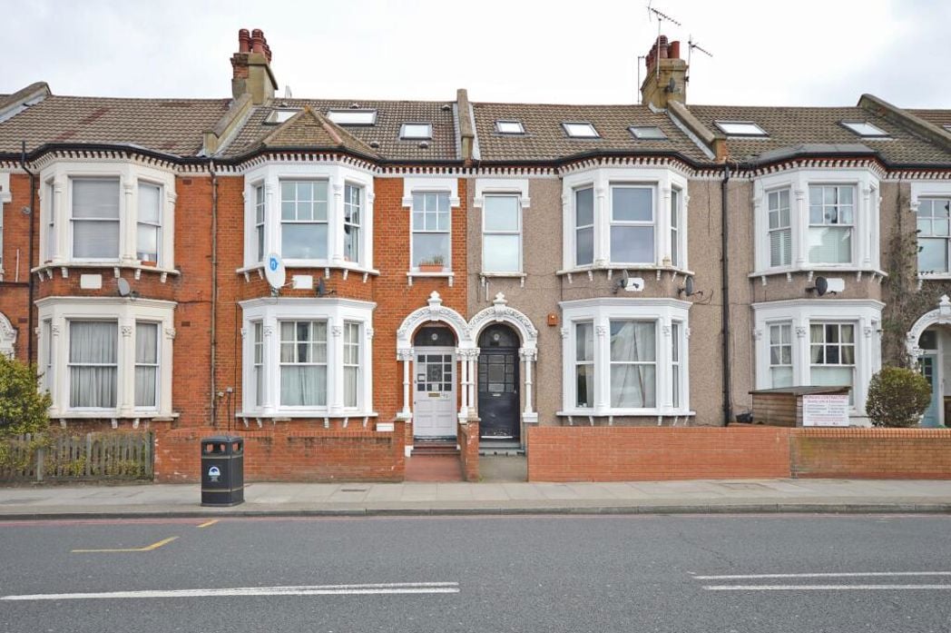 Property image 1 of 6