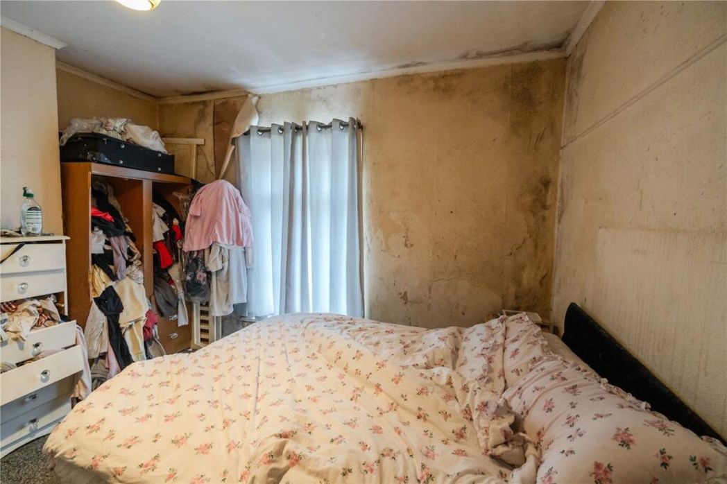 Property image 8 of 14