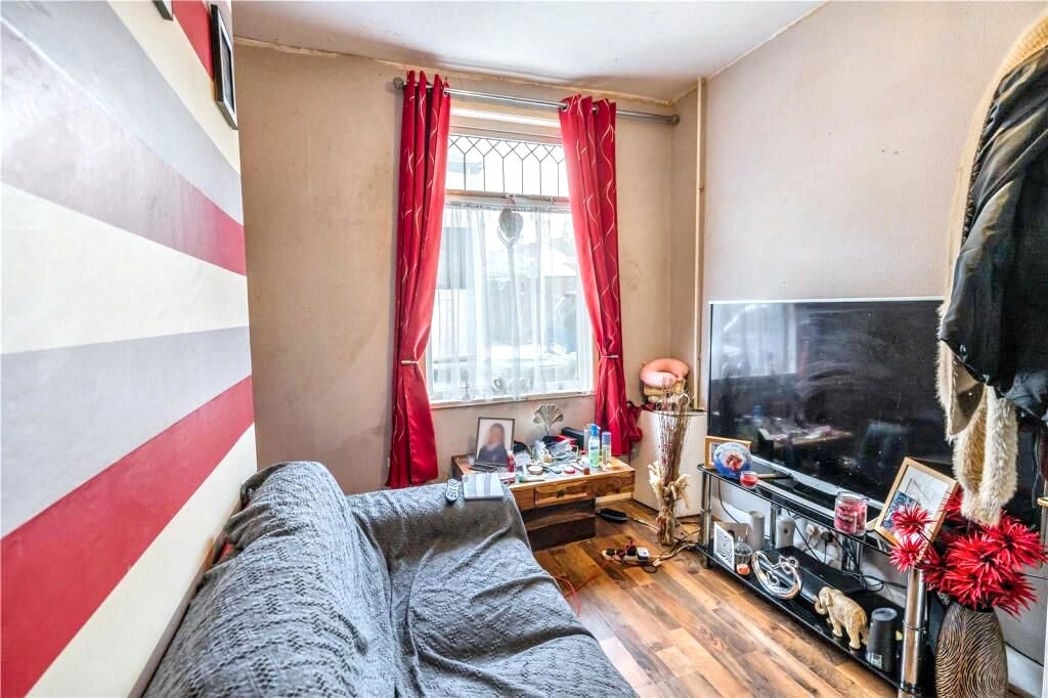 Property image 2 of 14
