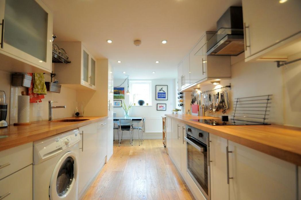 Property image 2 of 12