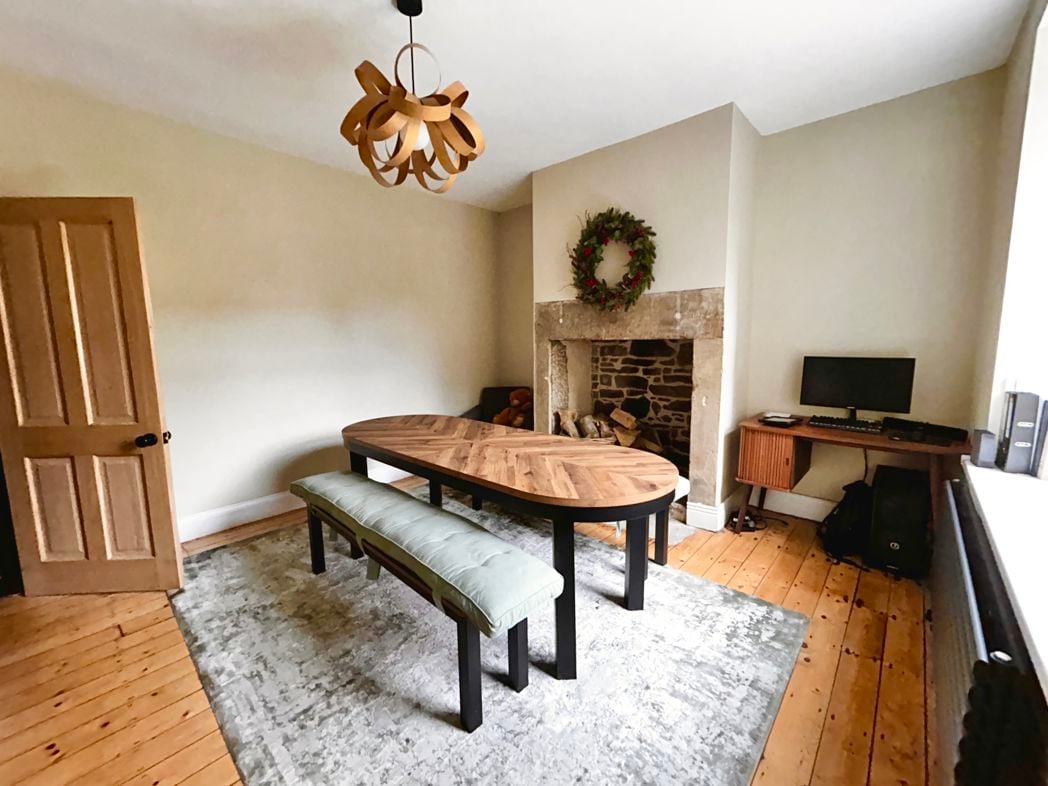 Property image 8 of 22