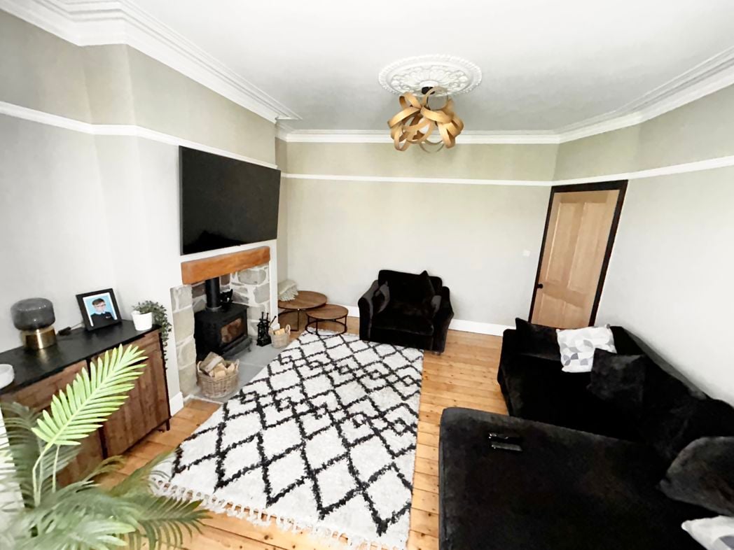 Property image 2 of 22