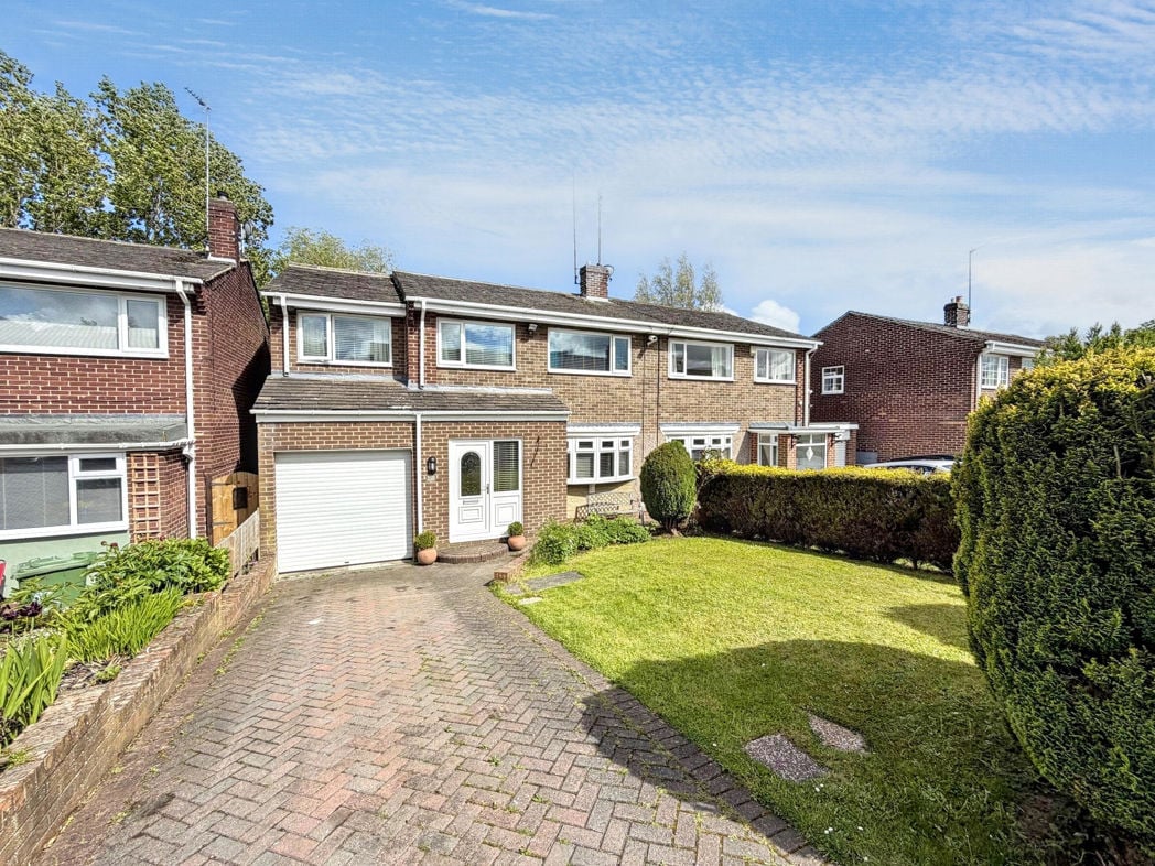 Property image 1 of 31