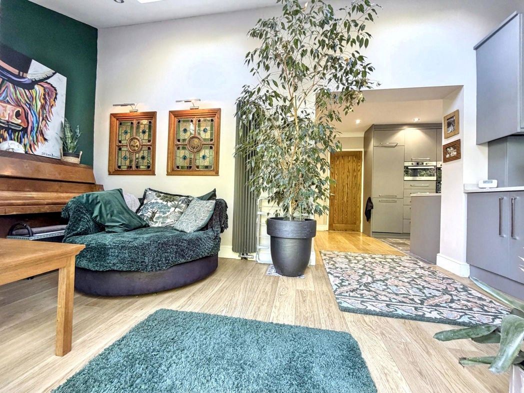 Property image 14 of 31