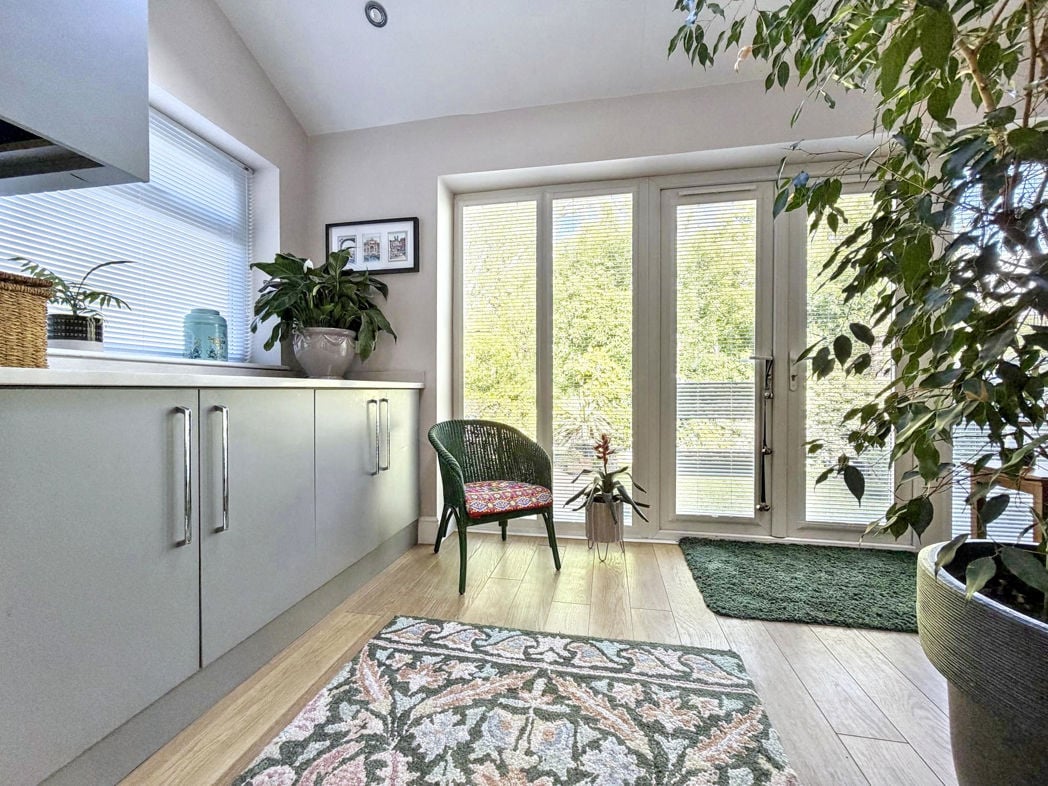 Property image 15 of 31