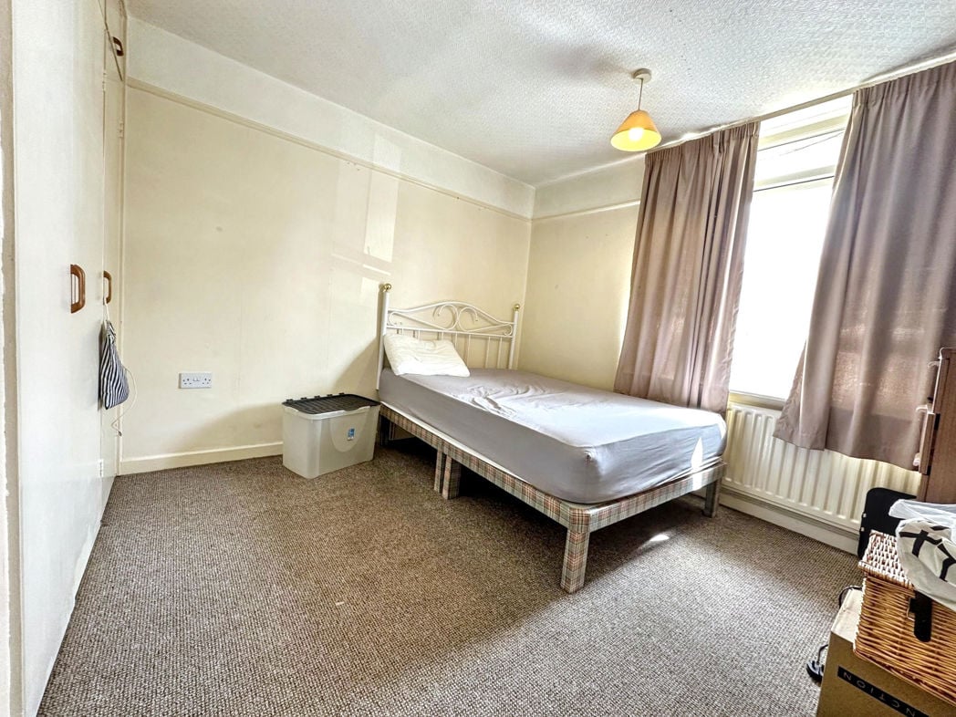 Property image 10 of 15
