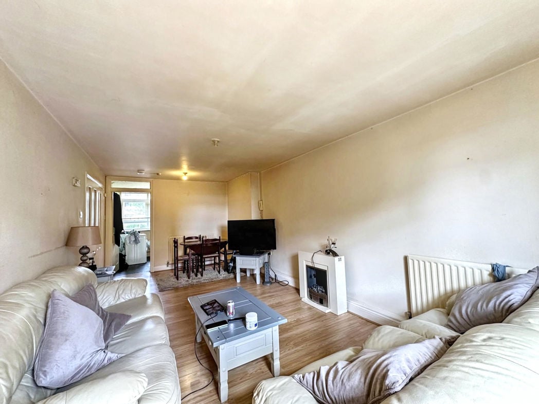 Property image 3 of 15