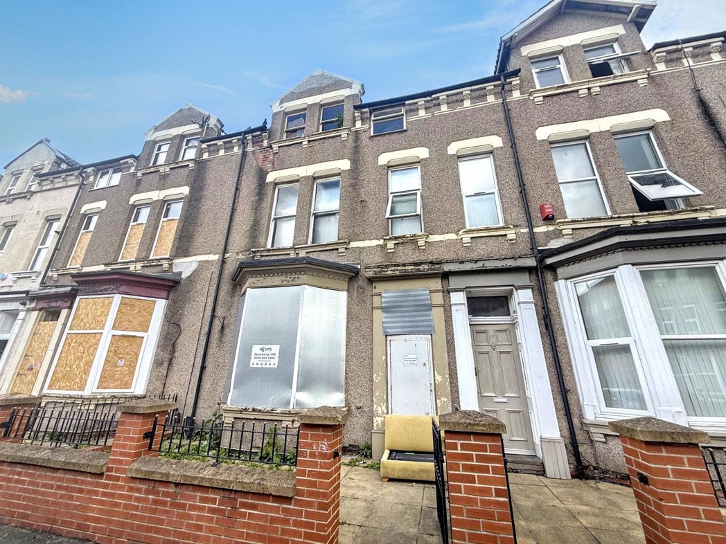Property image 1 of 2