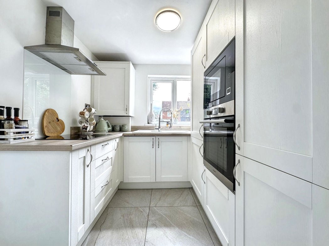 Property image 5 of 18