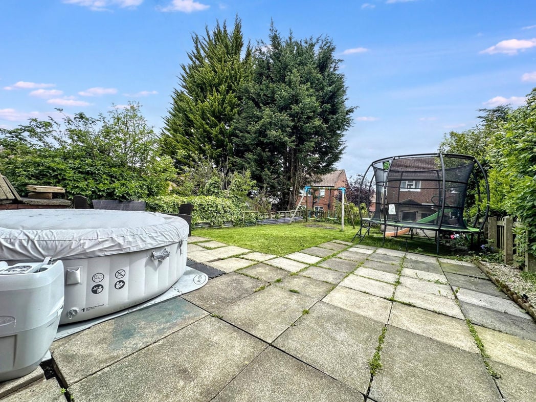 Property image 17 of 18