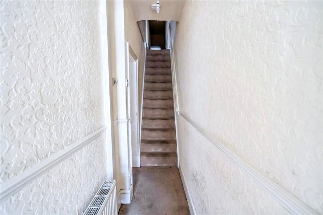 Property image 4 of 15
