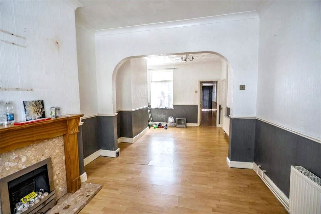 Property image 5 of 15