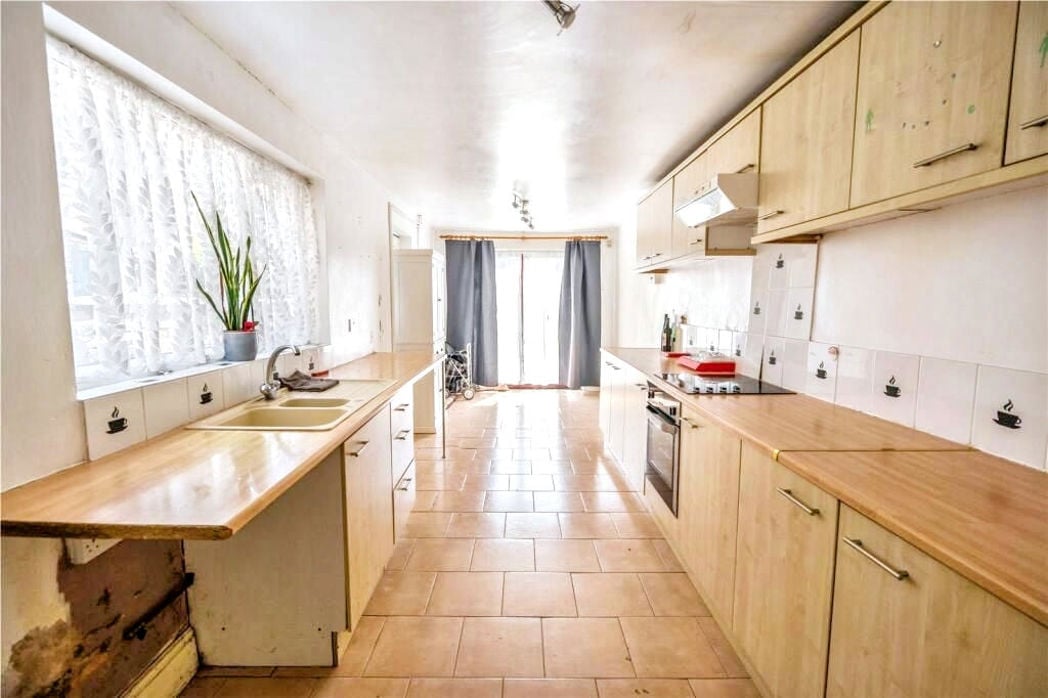 Property image 6 of 15
