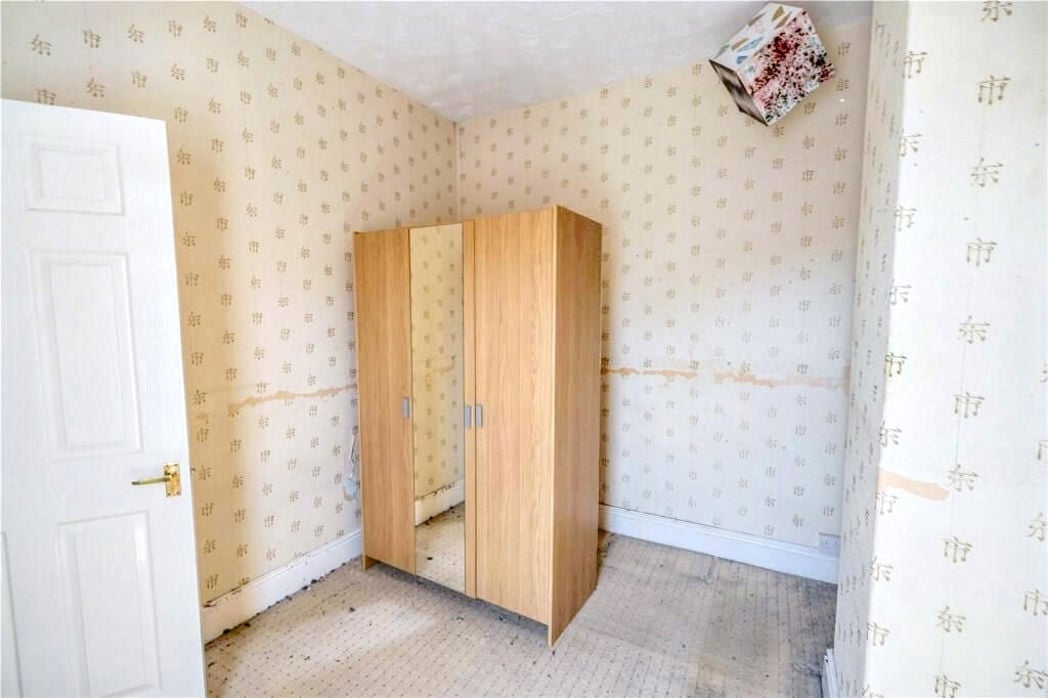 Property image 10 of 15