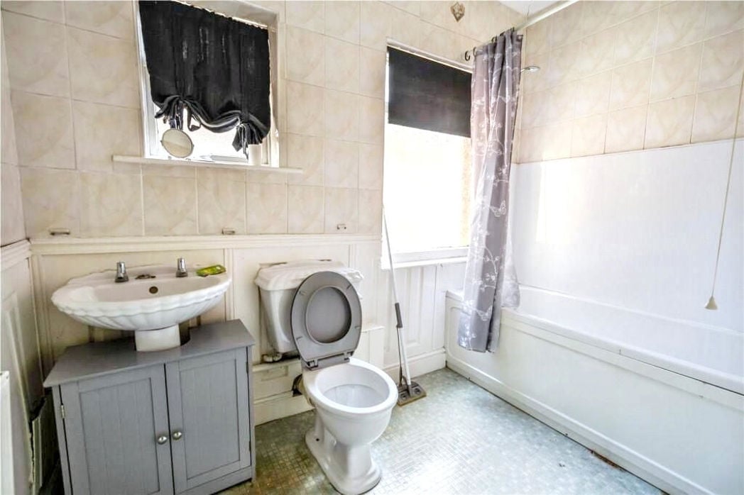 Property image 14 of 15