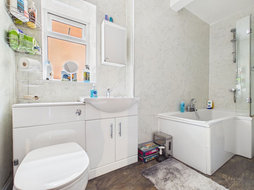 Property image 4 of 22