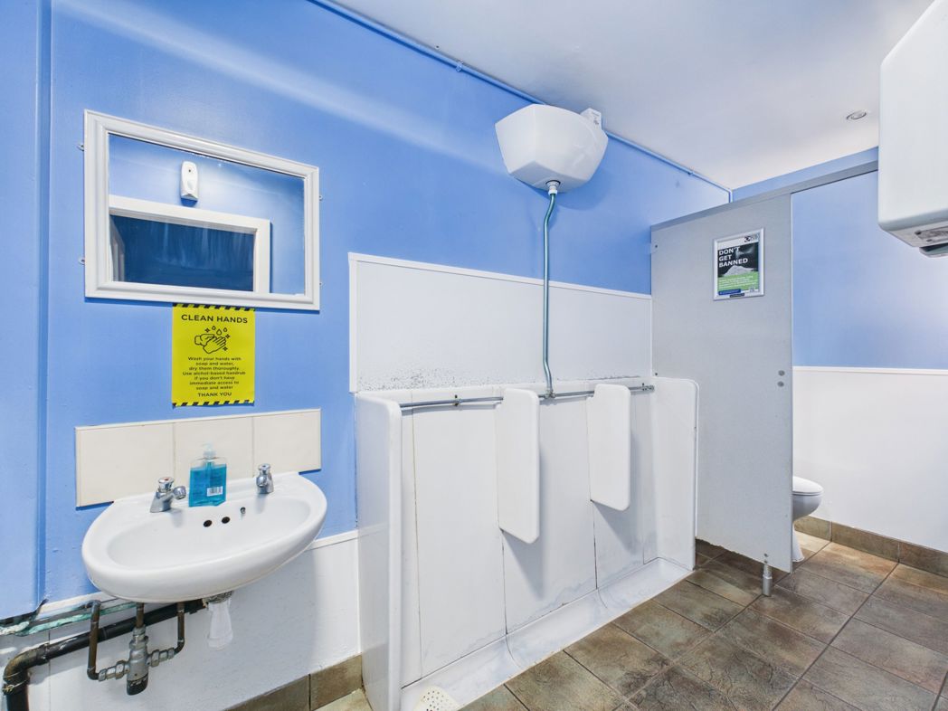 Property image 10 of 22