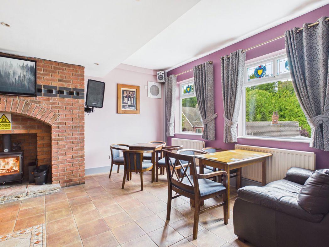 Property image 2 of 22