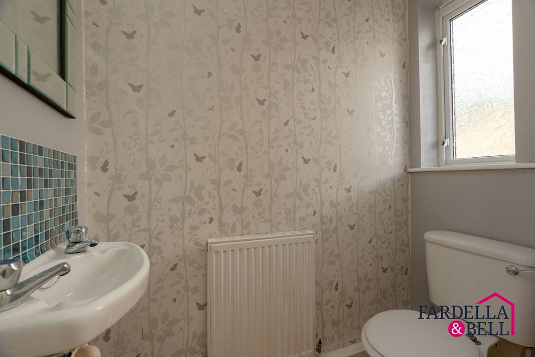 Property image 35 of 48