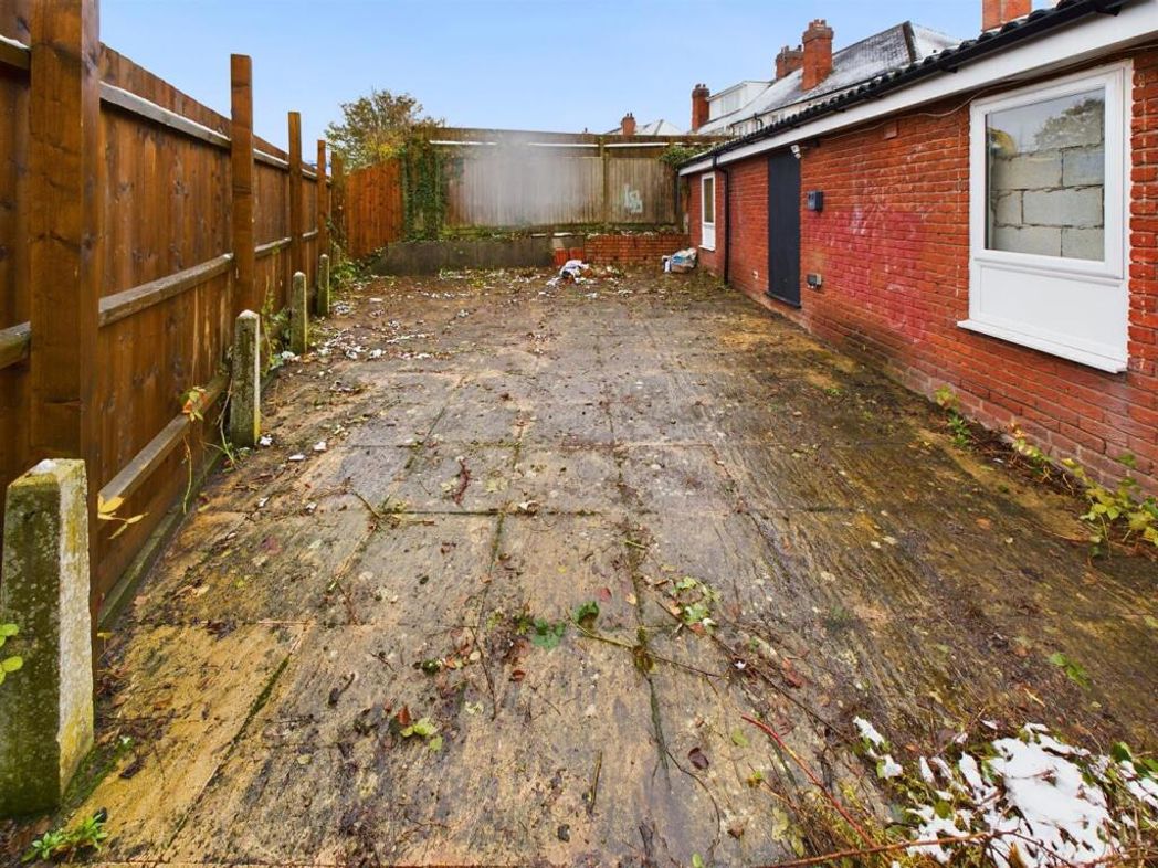 Property image 28 of 28