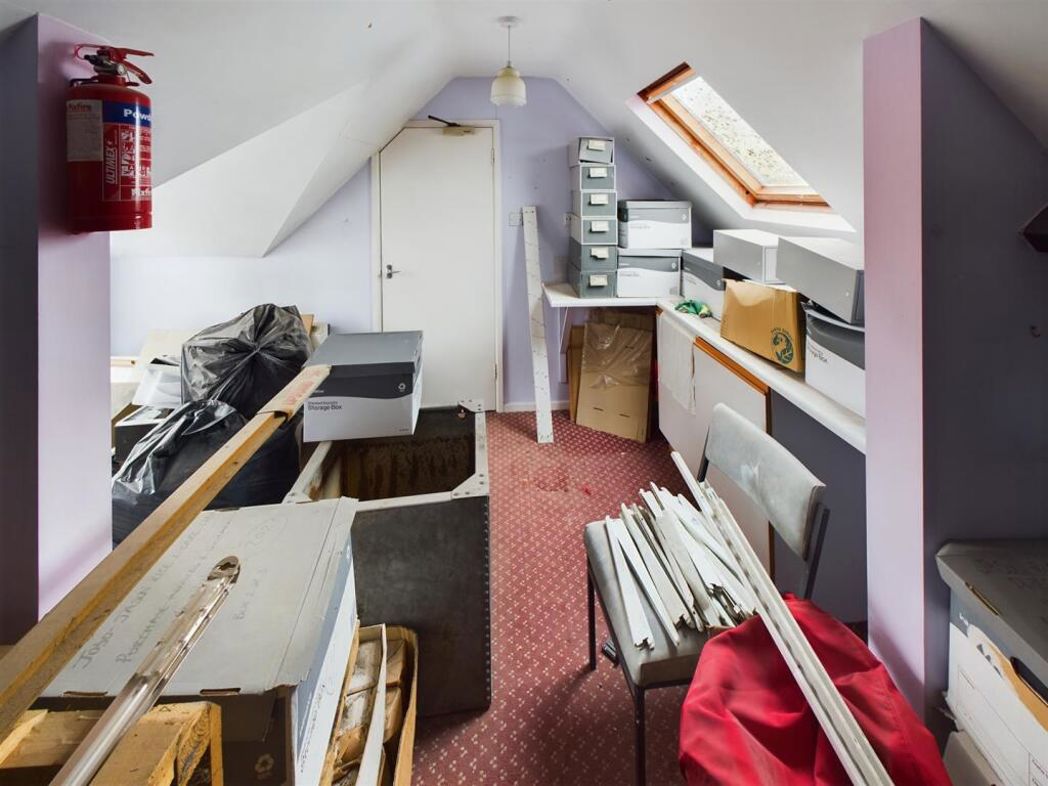 Property image 14 of 28
