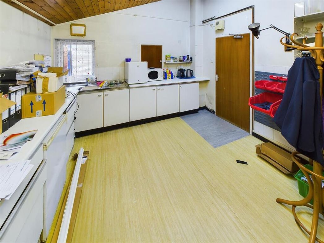 Property image 19 of 28