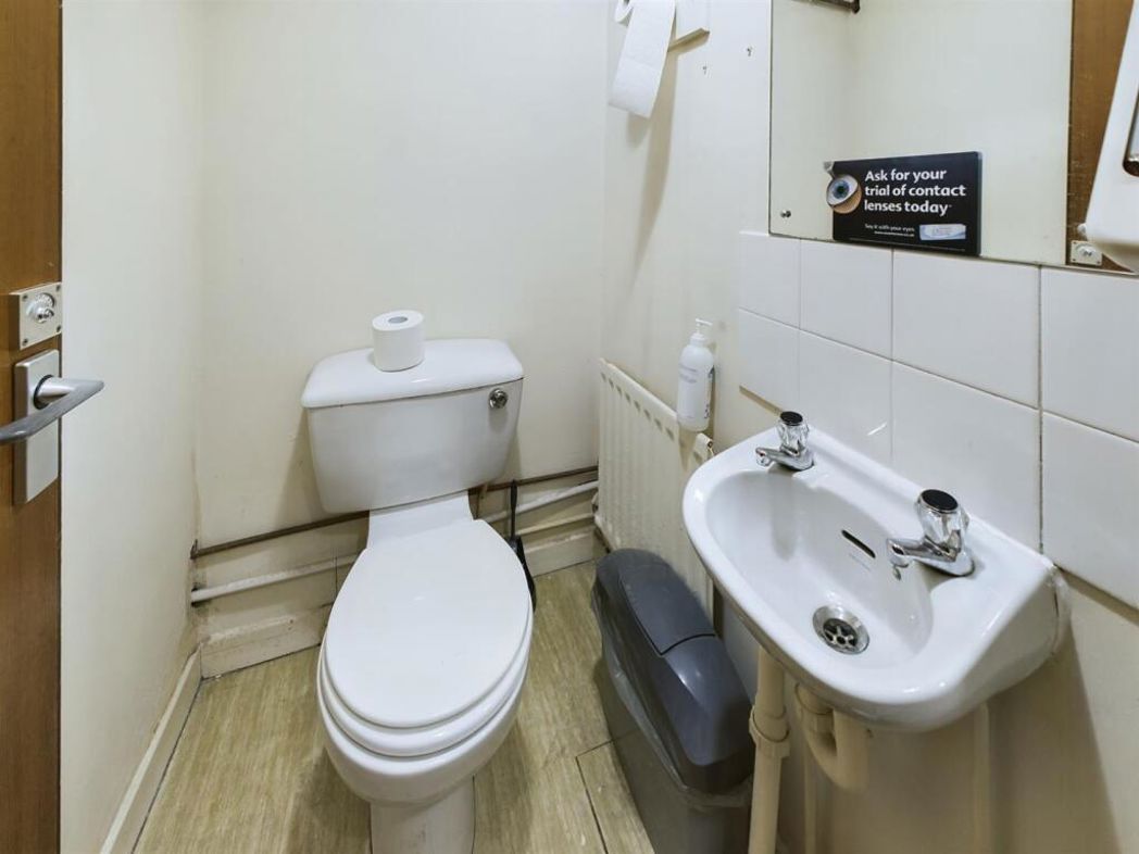 Property image 22 of 28