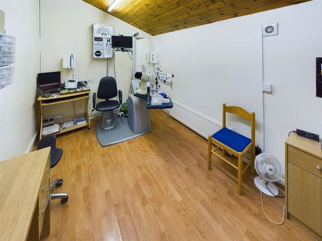 Property image 5 of 28