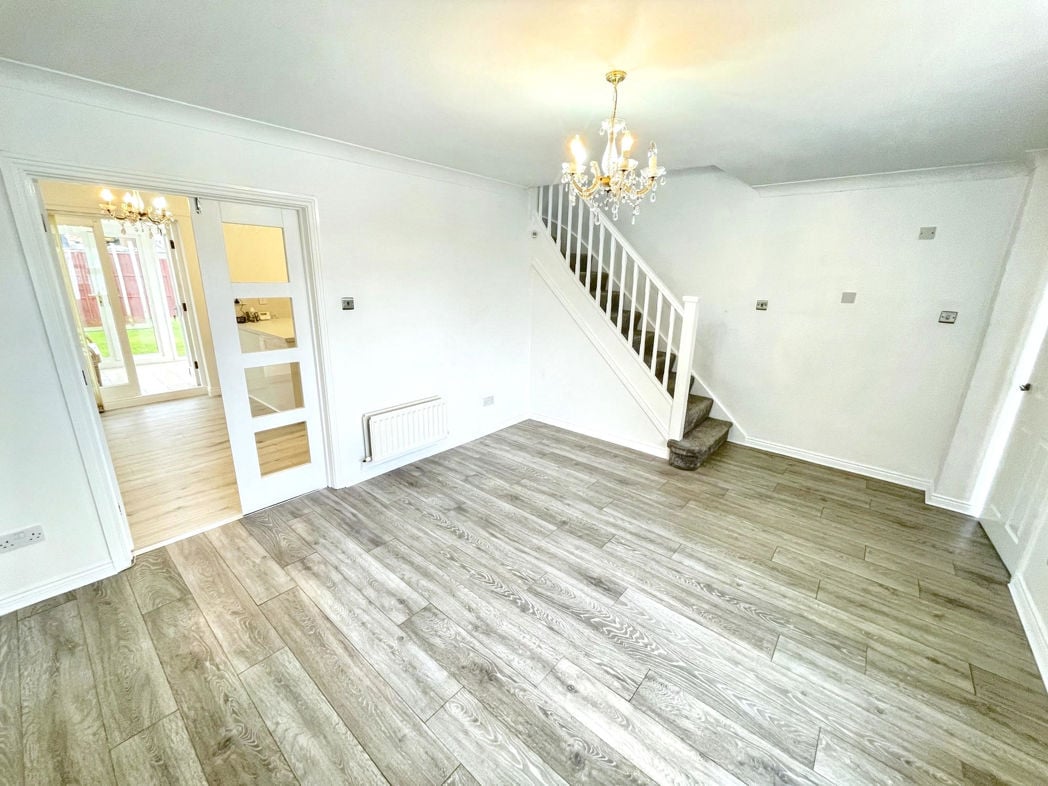 Property image 8 of 15
