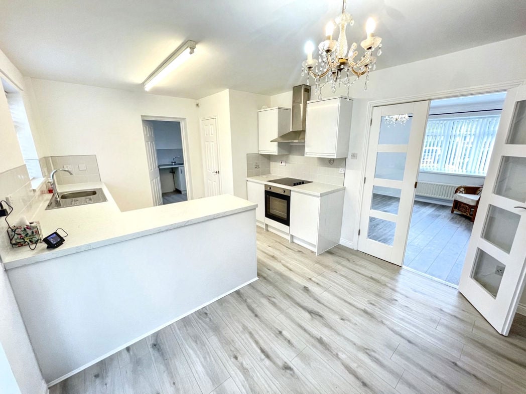 Property image 3 of 15
