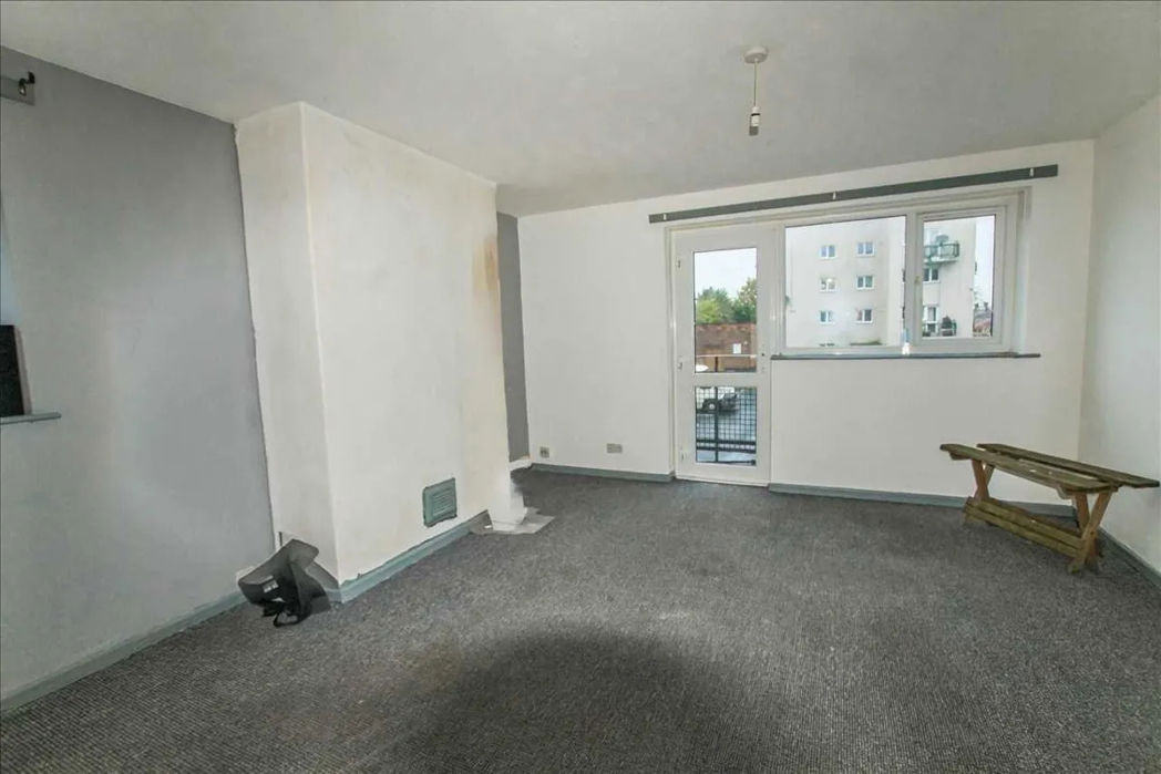 Property image 5 of 6