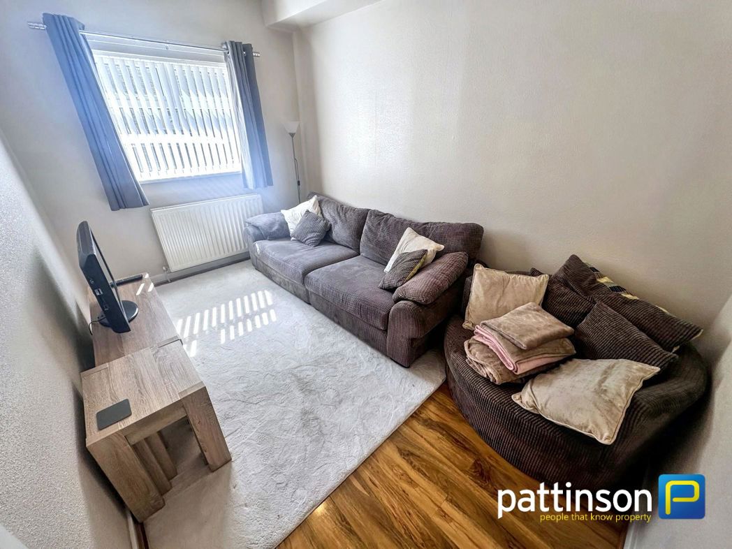 Property image 2 of 11