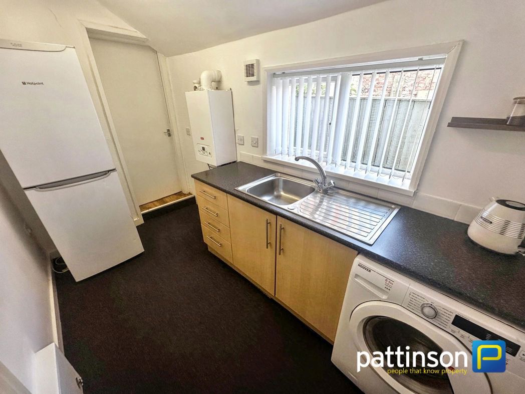 Property image 5 of 11