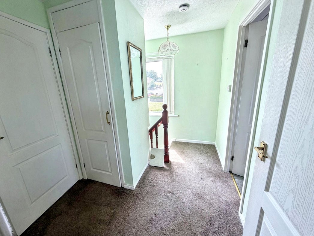 Property image 11 of 19