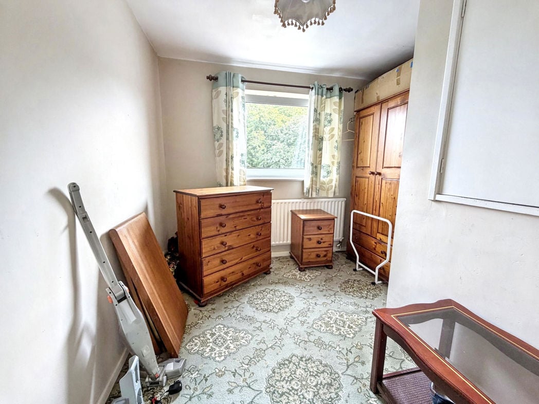 Property image 12 of 19