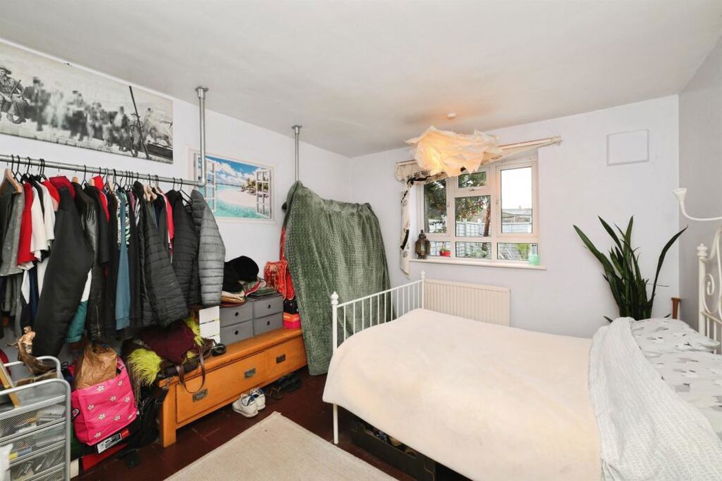 Property image 3 of 5