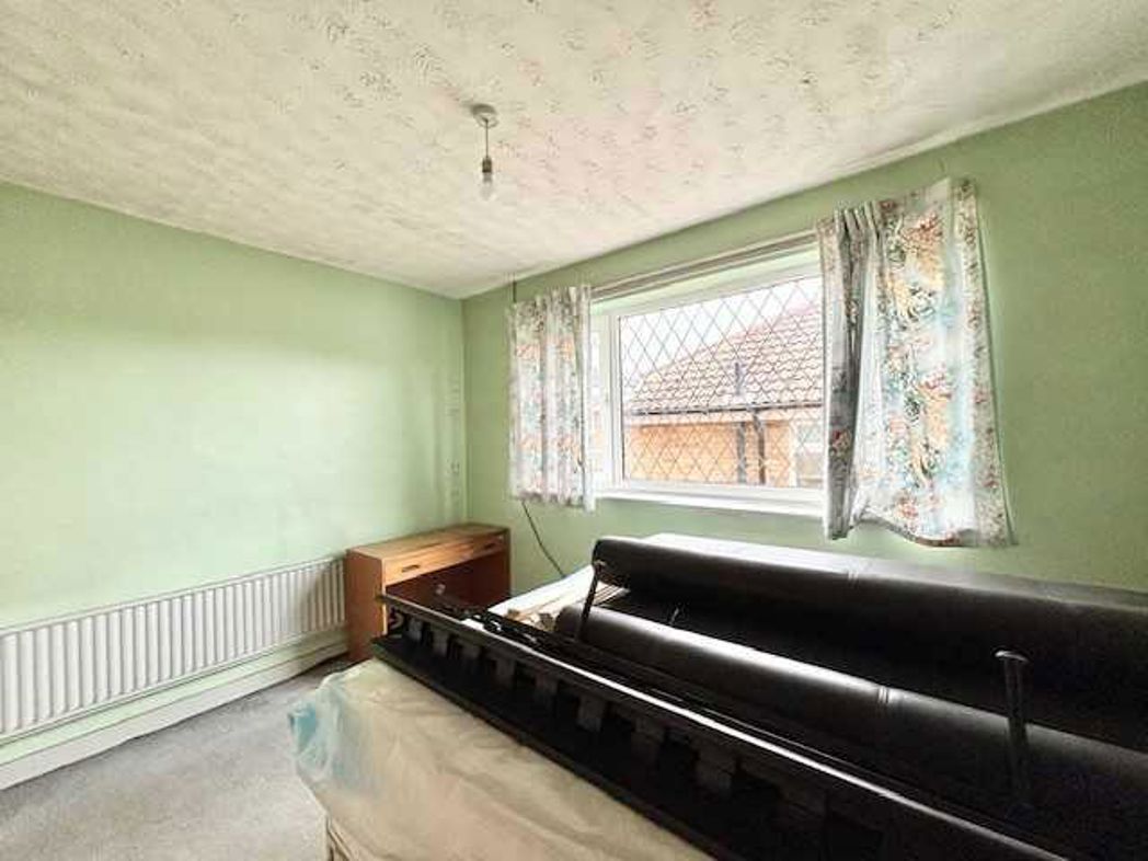 Property image 5 of 23