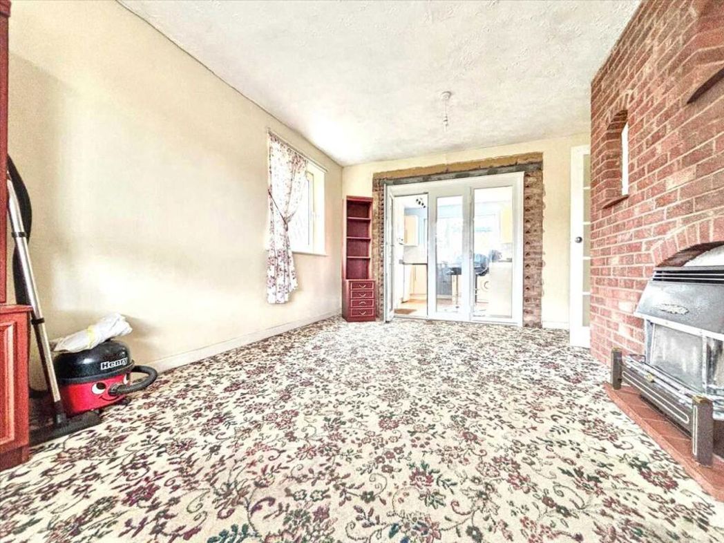 Property image 6 of 23