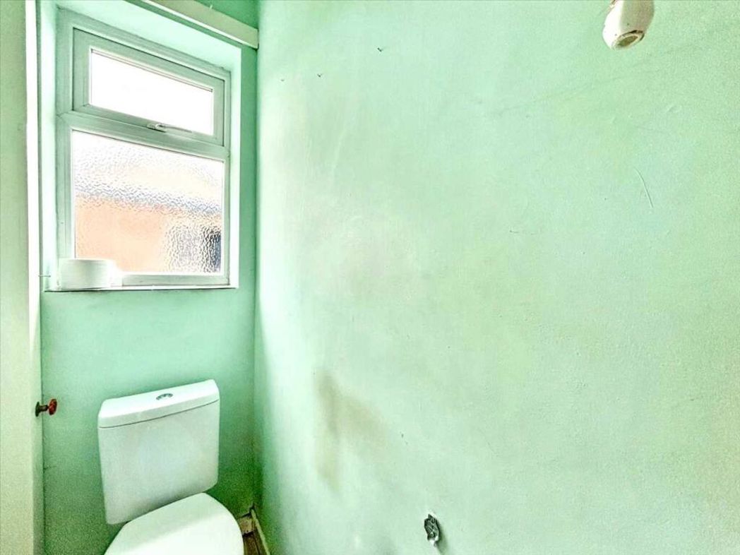 Property image 13 of 23