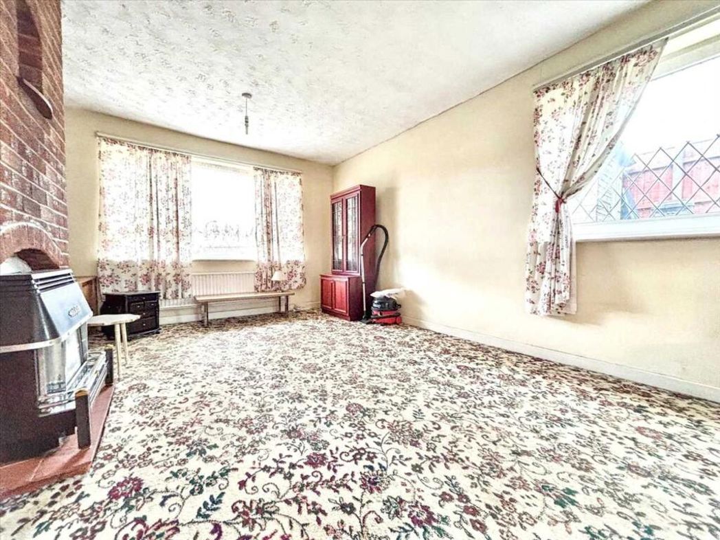 Property image 16 of 23