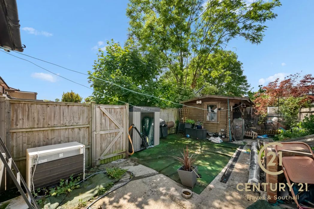 Property image 10 of 10