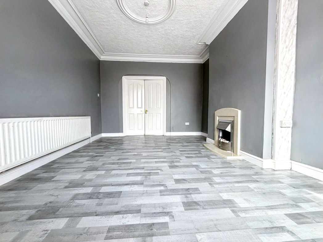 Property image 4 of 16
