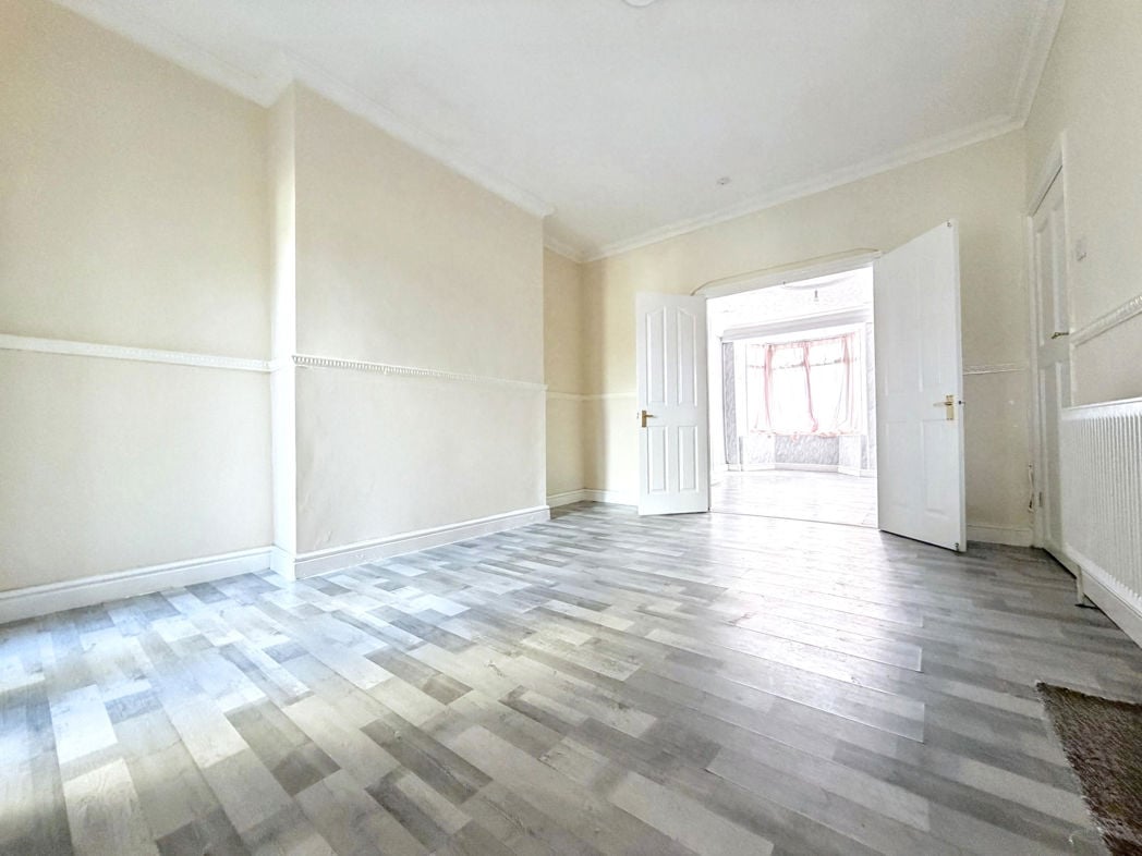 Property image 6 of 16