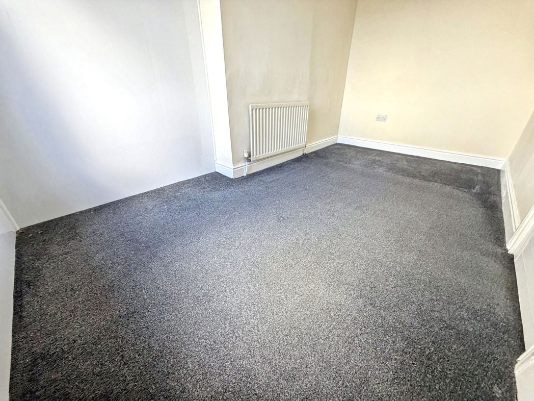 Property image 10 of 16