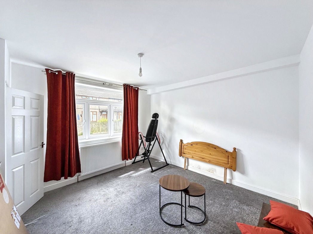 Property image 3 of 12