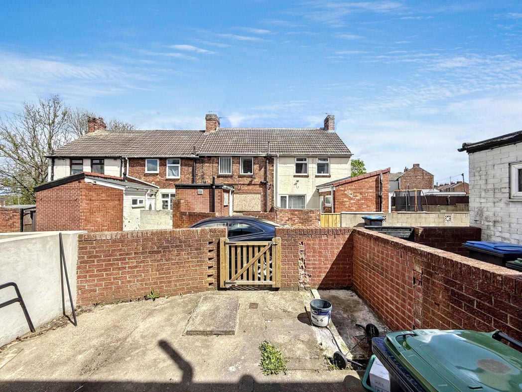 Property image 10 of 12