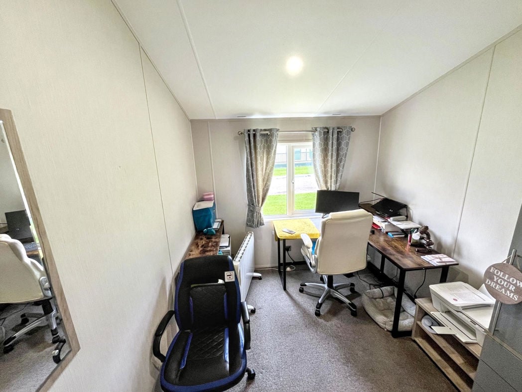 Property image 7 of 10